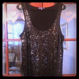 L shimmery black tank